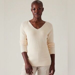 NWT Athleta Hanover Merino Blend V Neck Sweater Magnolia White Size 3X.